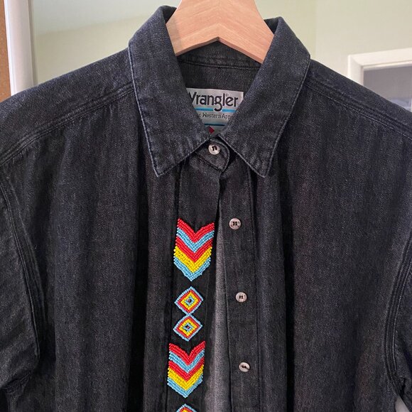 Wrangler | Vintage Beaded Button Up - Picture 4 of 6